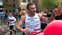 Dave Griffiths runs the London Marathon 2017 for the ICR