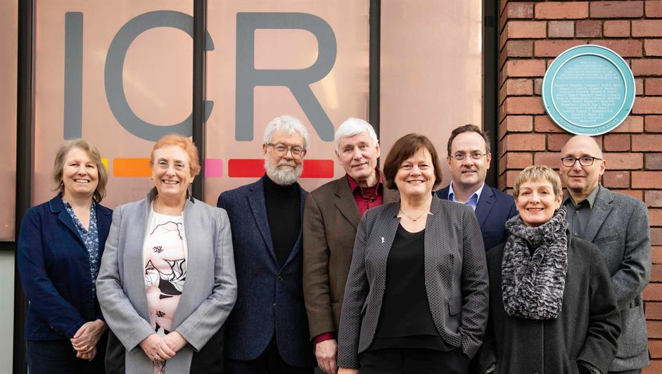 Group who discovered BRCA2 gene standing next to new commemorative plaque installed at the ICR