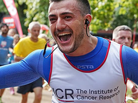 Francesco Silverton running Royal Parks Half Marathon 2017
